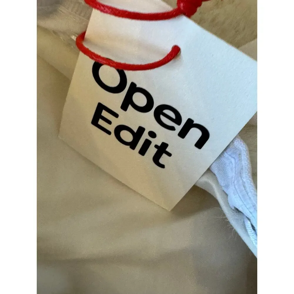 New ~ OPEN EDIT ~ Women's White Faux Fur Beret Adjustable Hats One Size